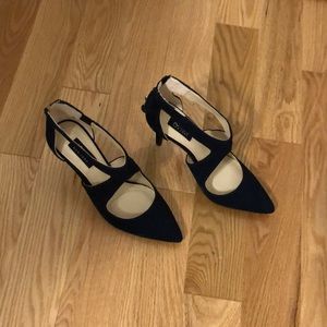 Jones New York navy suede pumps